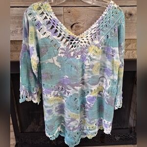 Rain Women's Small 3/4 Sleeve V-neck Watercolor Crochet Top Shirt Swimsuit Cover